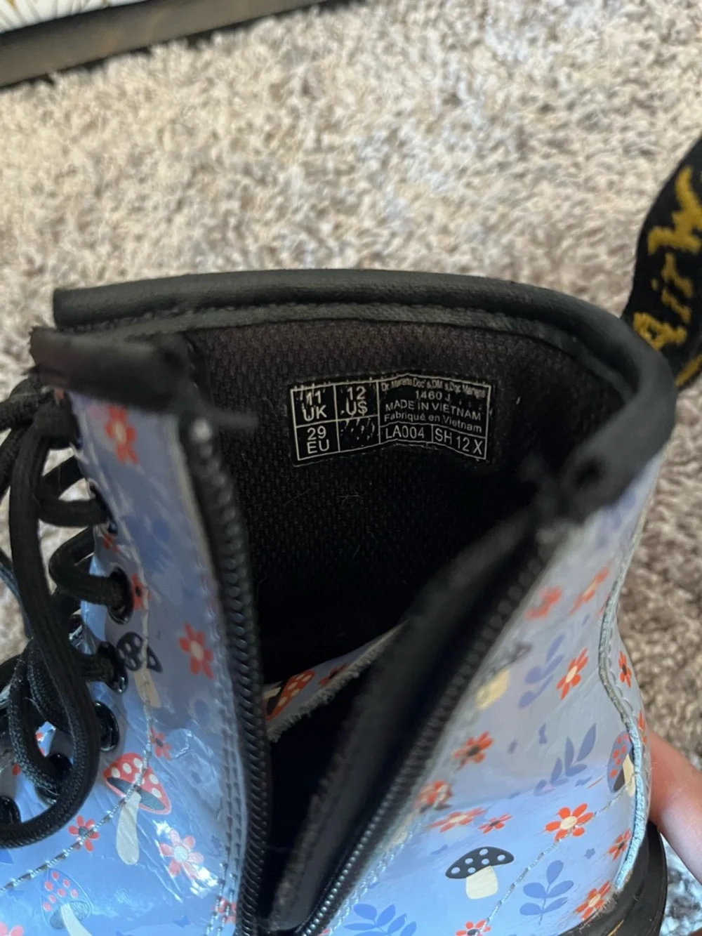 Kids Dr. Martens Floral Mushroom Print Lace-Up Boots - Light Blue